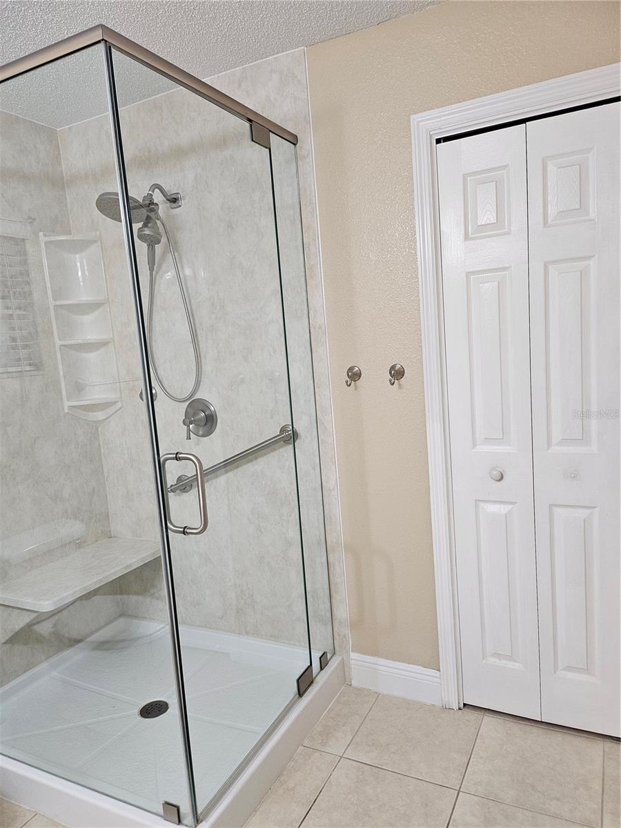 604 SANDALWOOD DR, PLANT CITY, FL, 33563