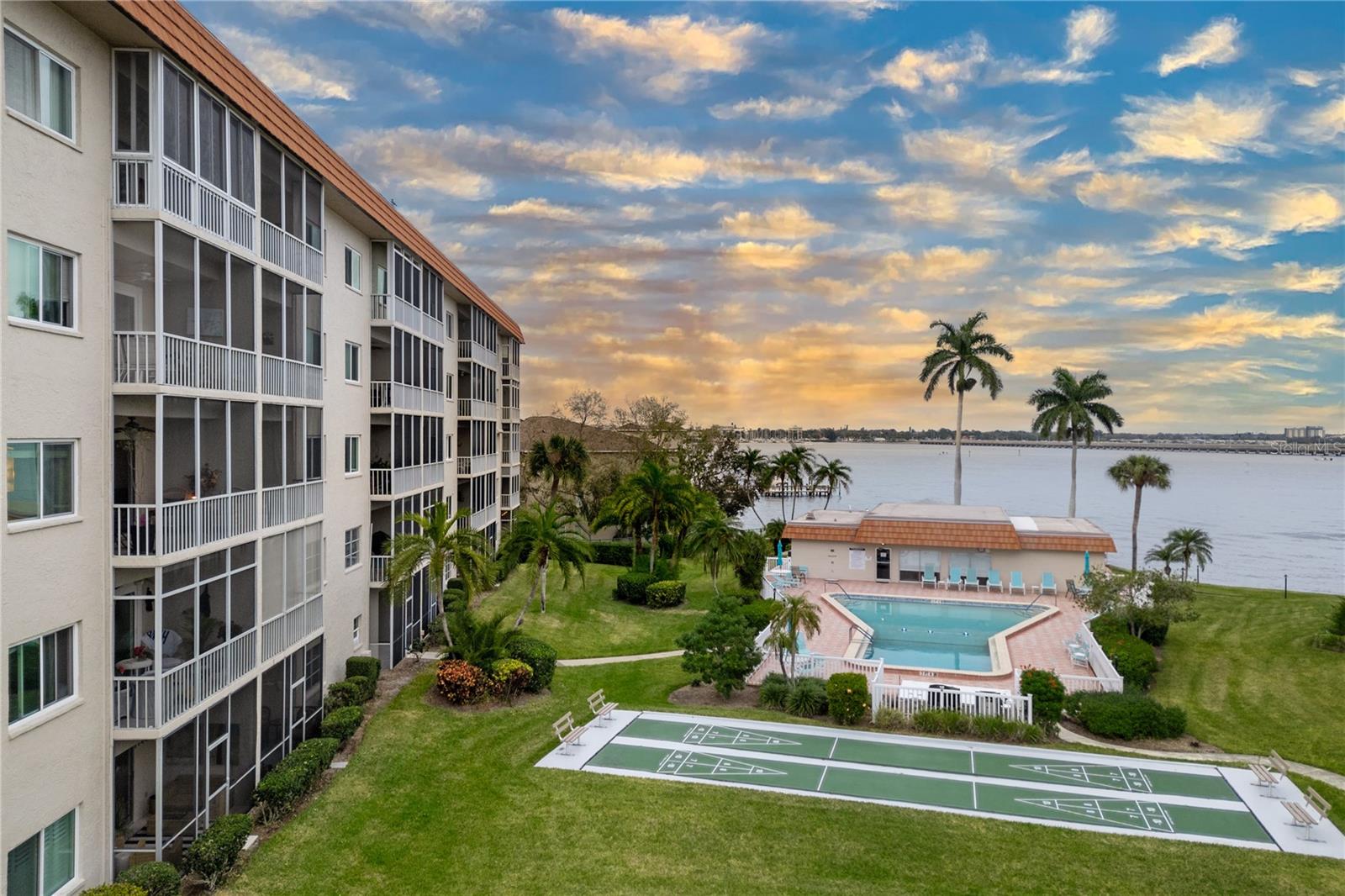 1650 1ST AVE W #302B, BRADENTON, FL, 34205