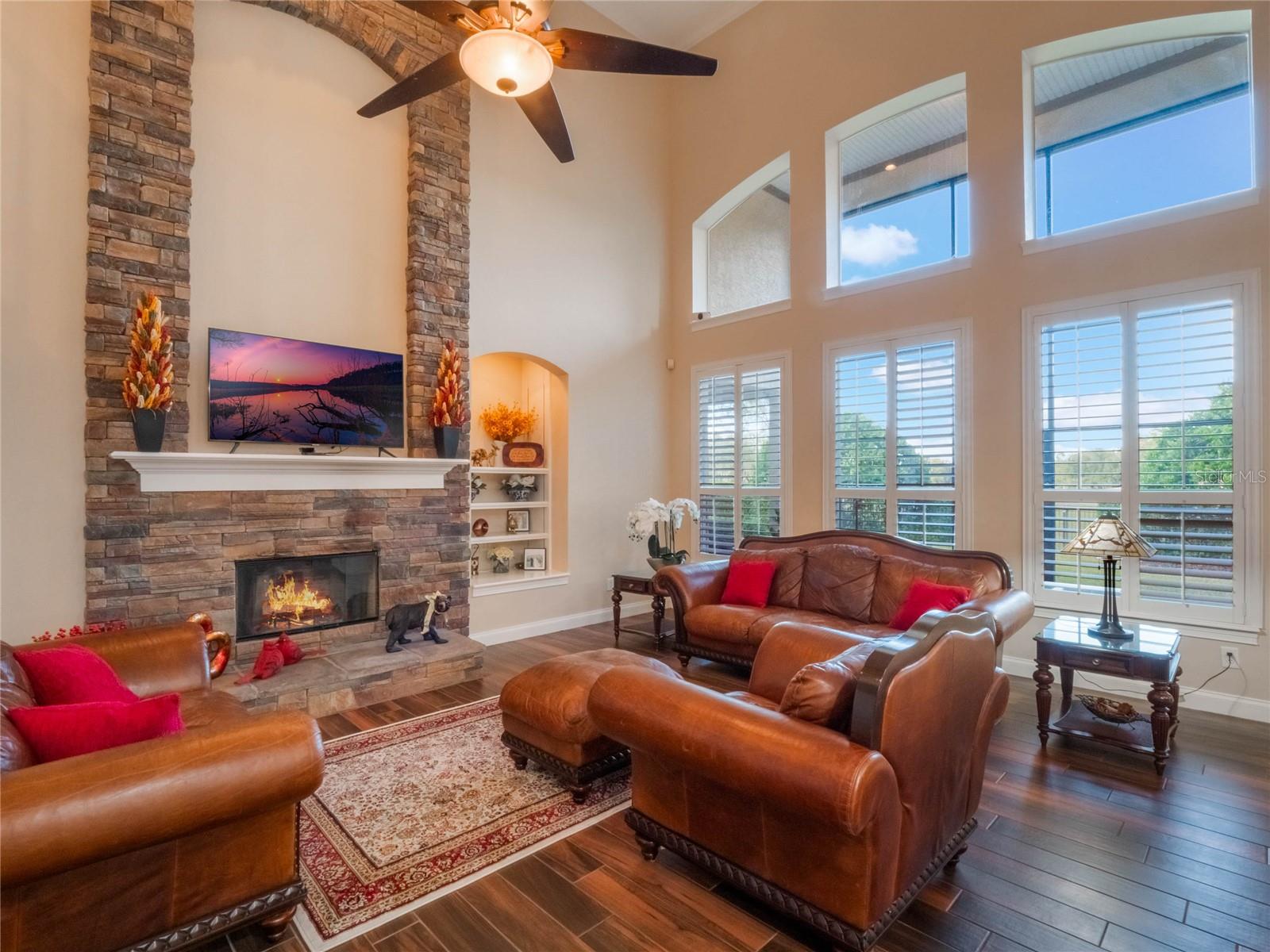 25629 HAWKS RUN LN, SORRENTO, FL, 32776