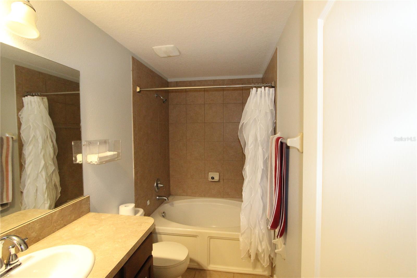 37715 AARALYN RD, ZEPHYRHILLS, FL, 33542