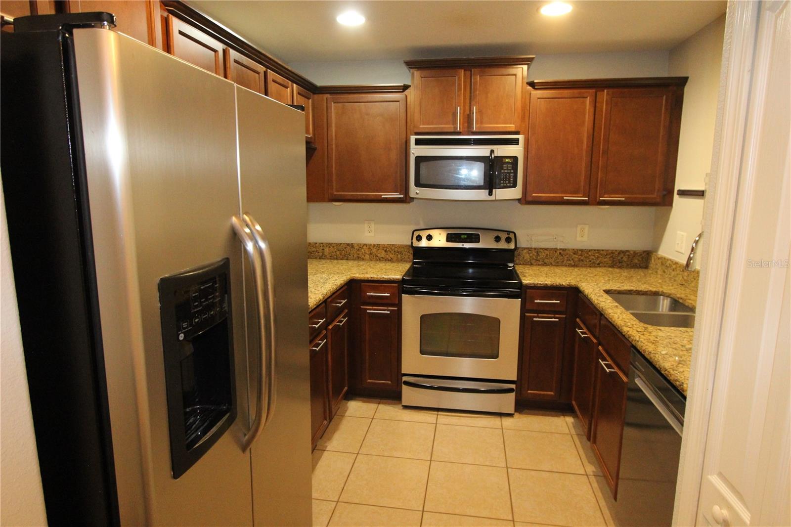 37715 AARALYN RD, ZEPHYRHILLS, FL, 33542