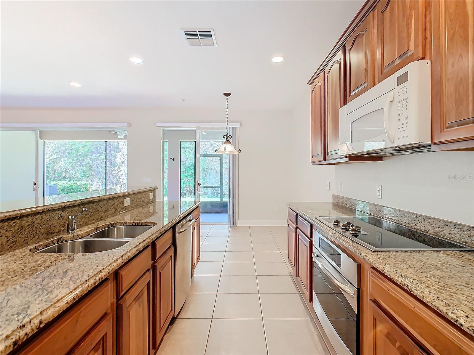 1300 GILFORD POINT LN #1300, DAVENPORT, FL, 33896