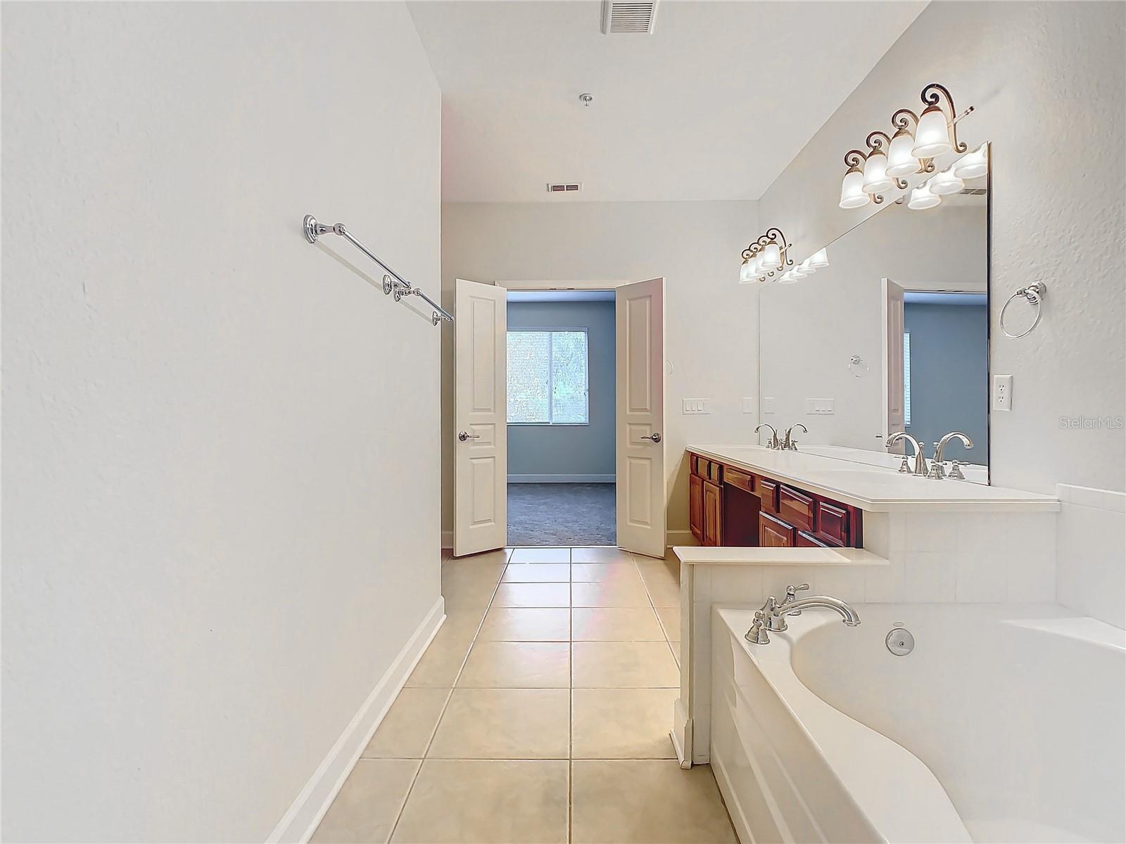 1300 GILFORD POINT LN #1300, DAVENPORT, FL, 33896