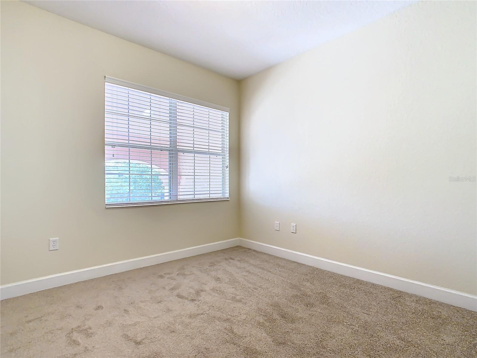 1300 GILFORD POINT LN #1300, DAVENPORT, FL, 33896