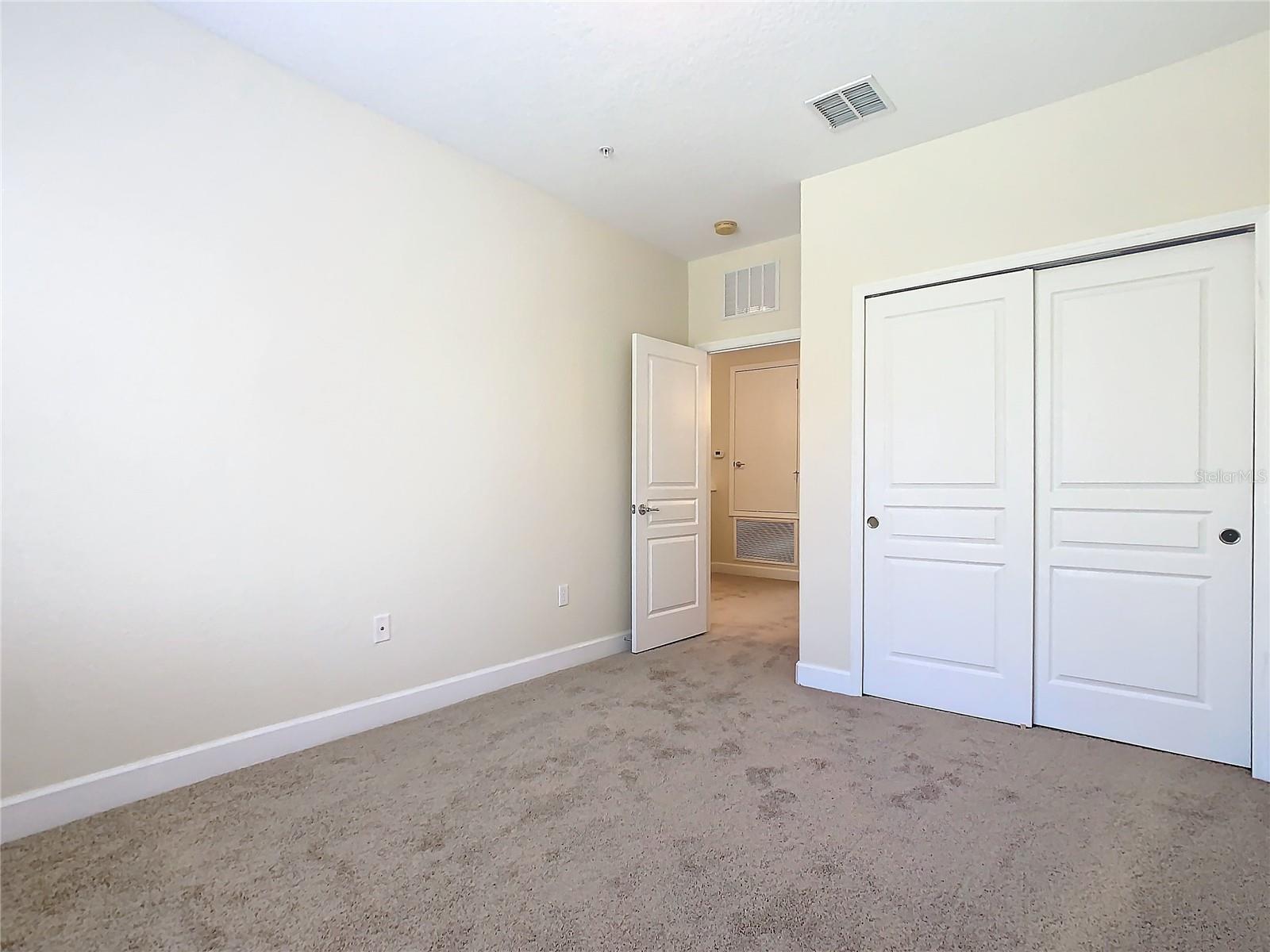 1300 GILFORD POINT LN #1300, DAVENPORT, FL, 33896
