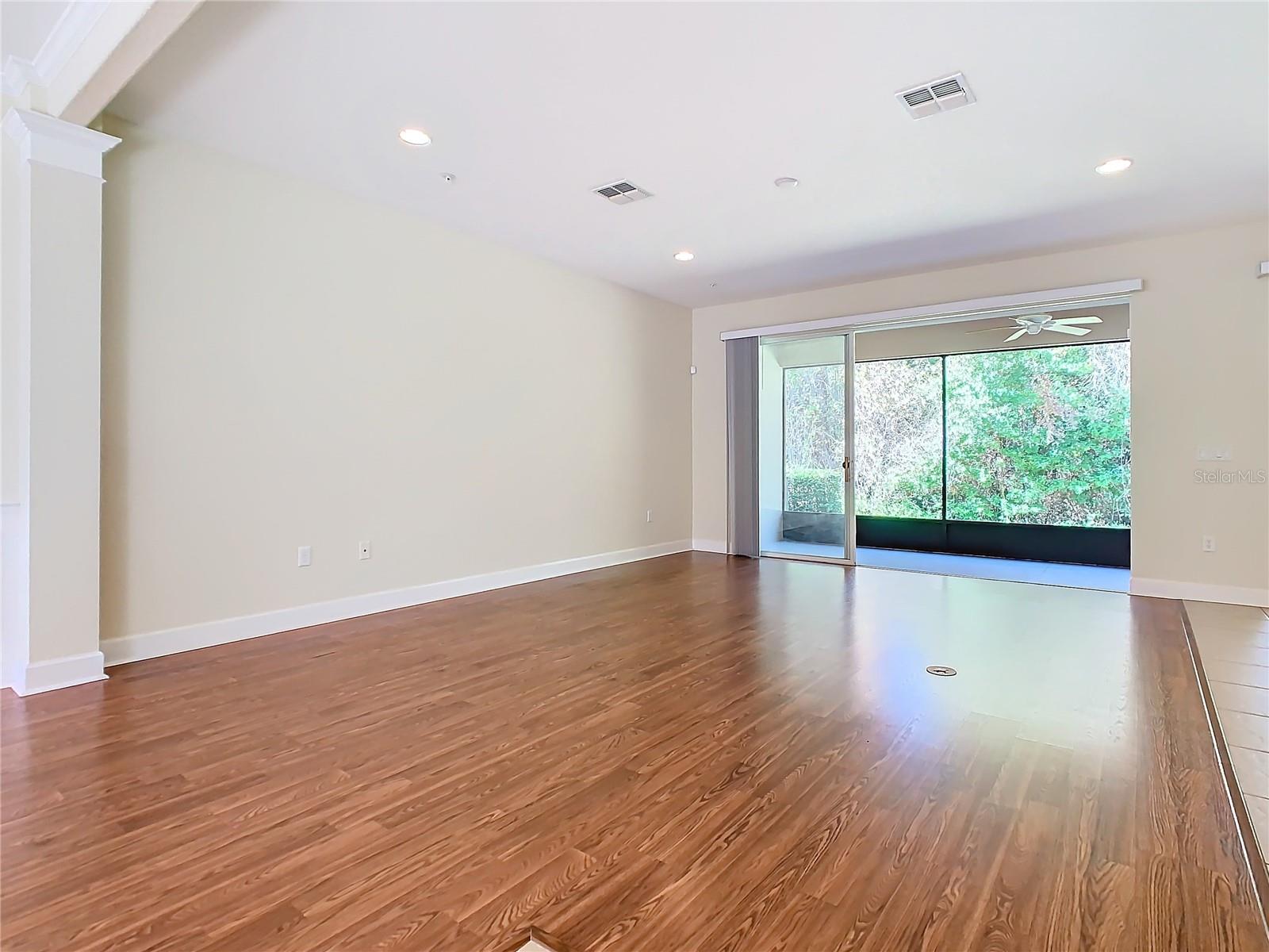 1300 GILFORD POINT LN #1300, DAVENPORT, FL, 33896