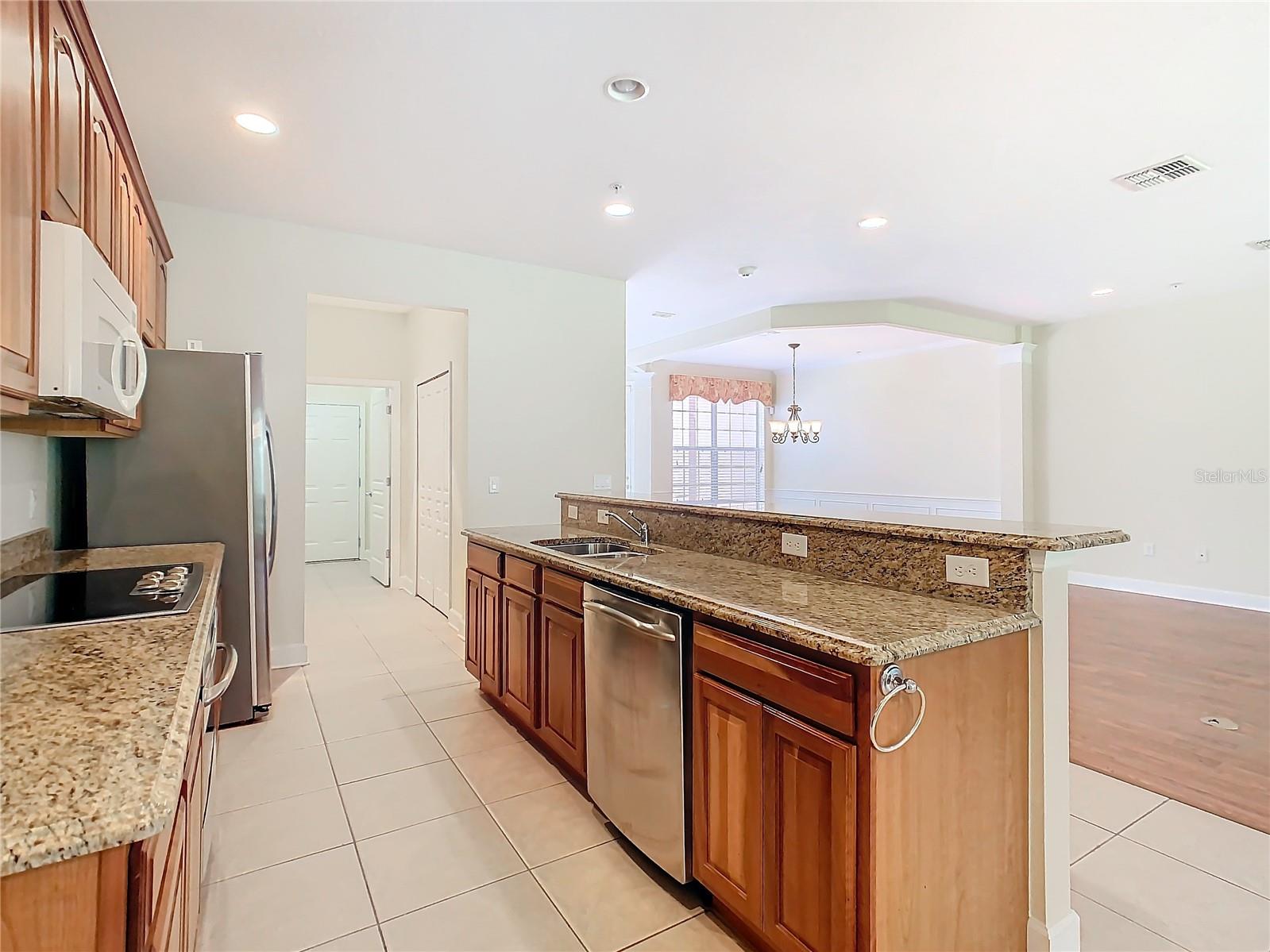 1300 GILFORD POINT LN #1300, DAVENPORT, FL, 33896