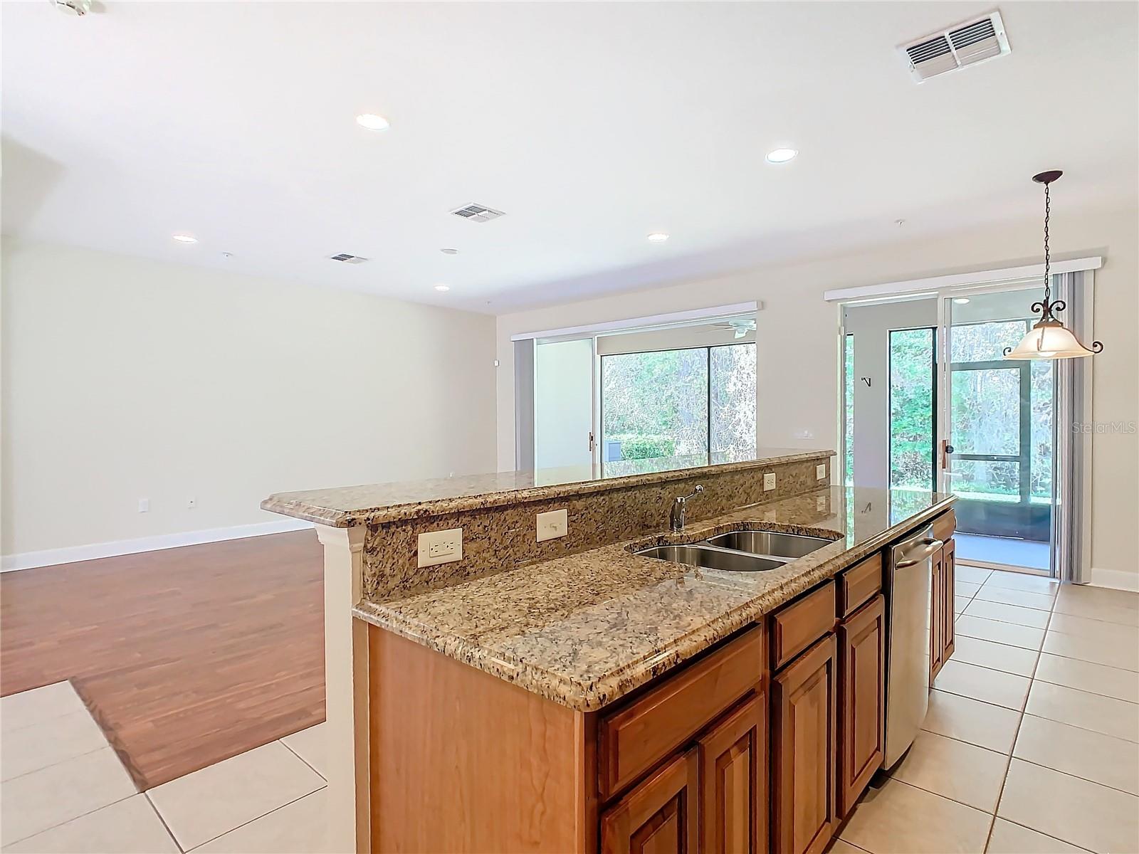 1300 GILFORD POINT LN #1300, DAVENPORT, FL, 33896