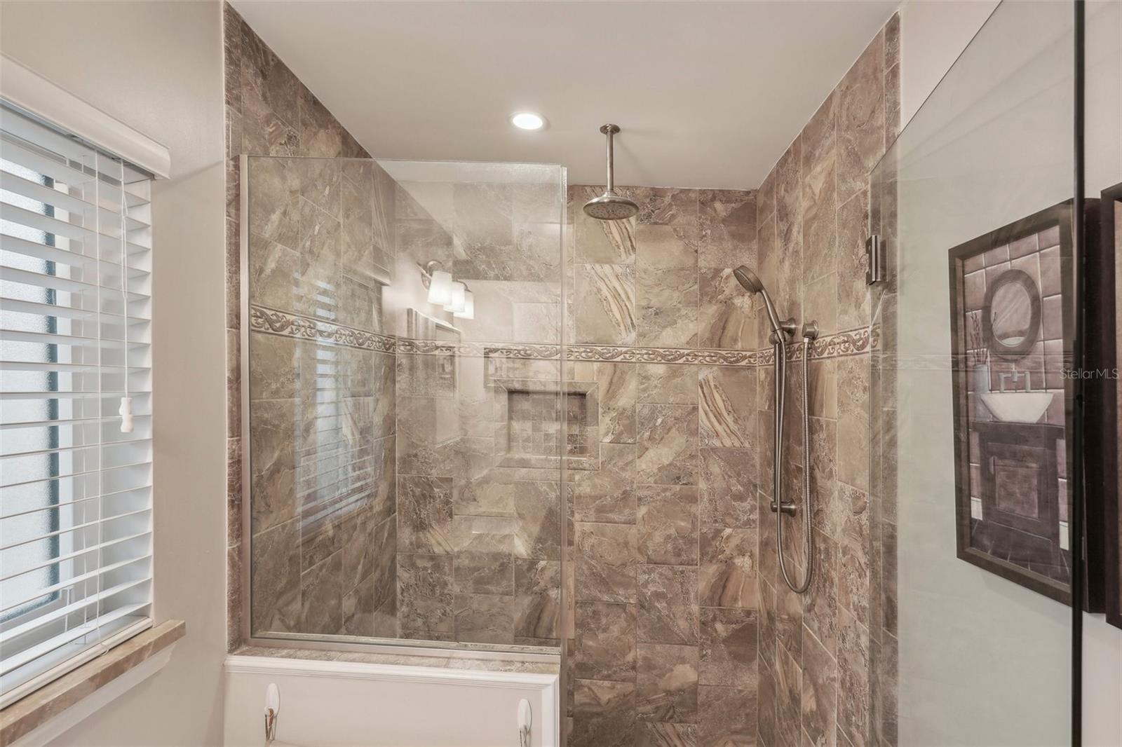 832 PINELAND AVE, VENICE, FL, 34285