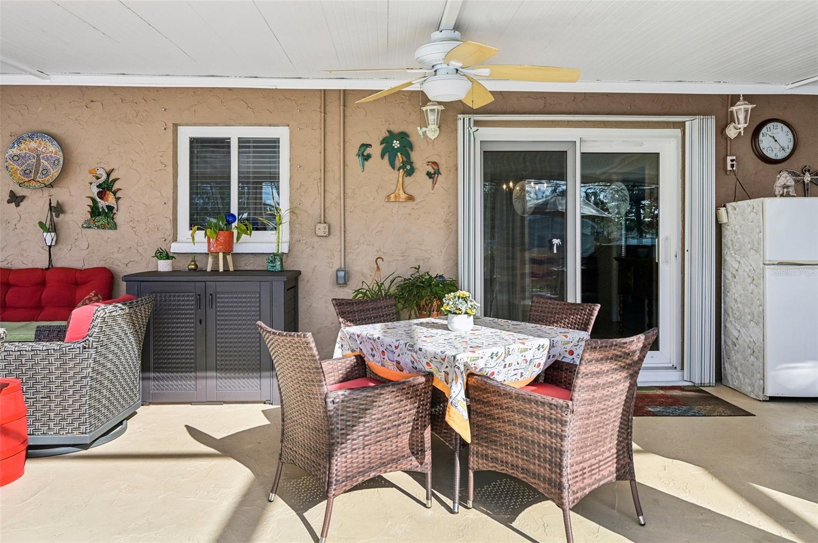 832 PINELAND AVE, VENICE, FL, 34285