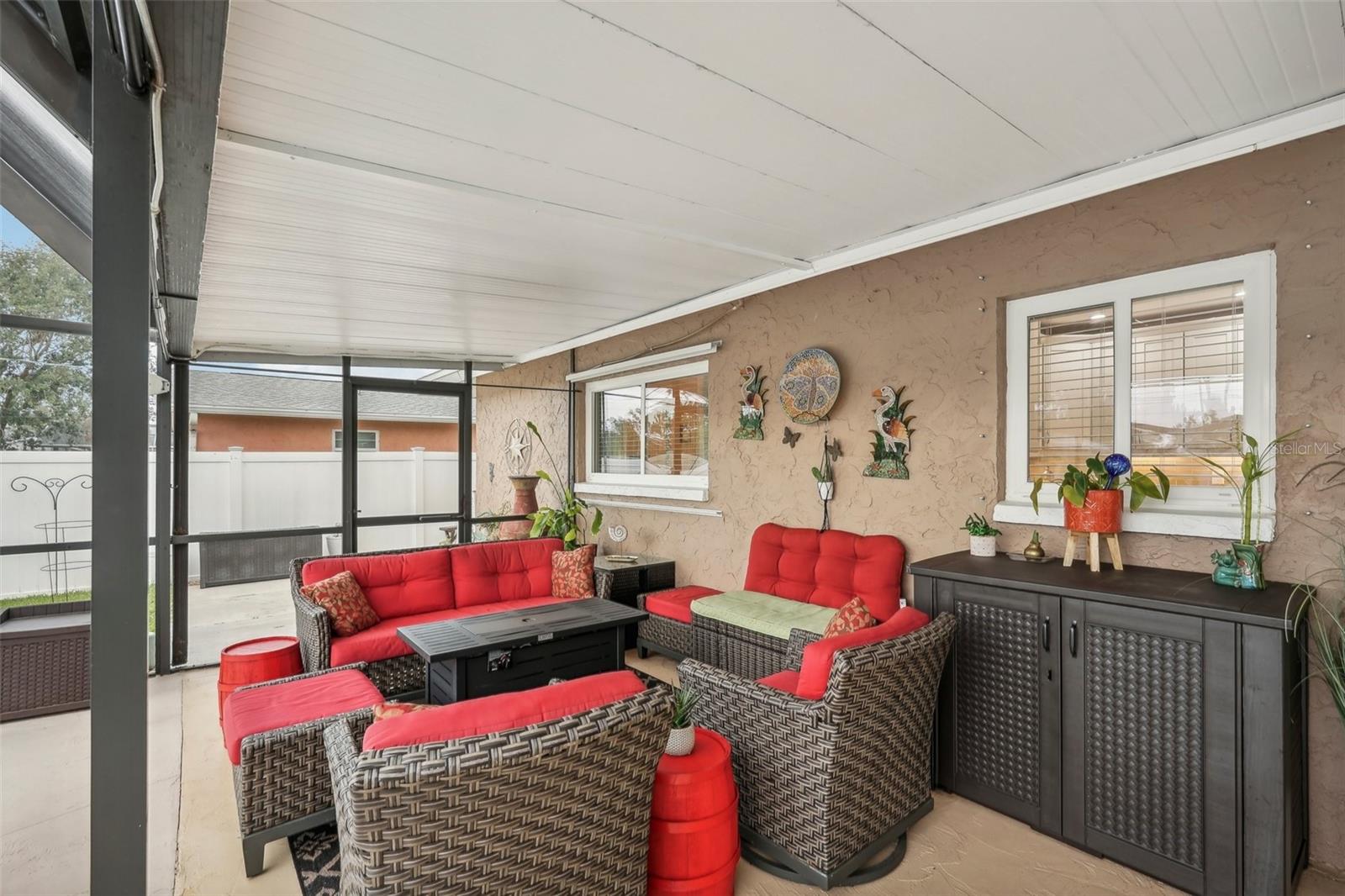 832 PINELAND AVE, VENICE, FL, 34285