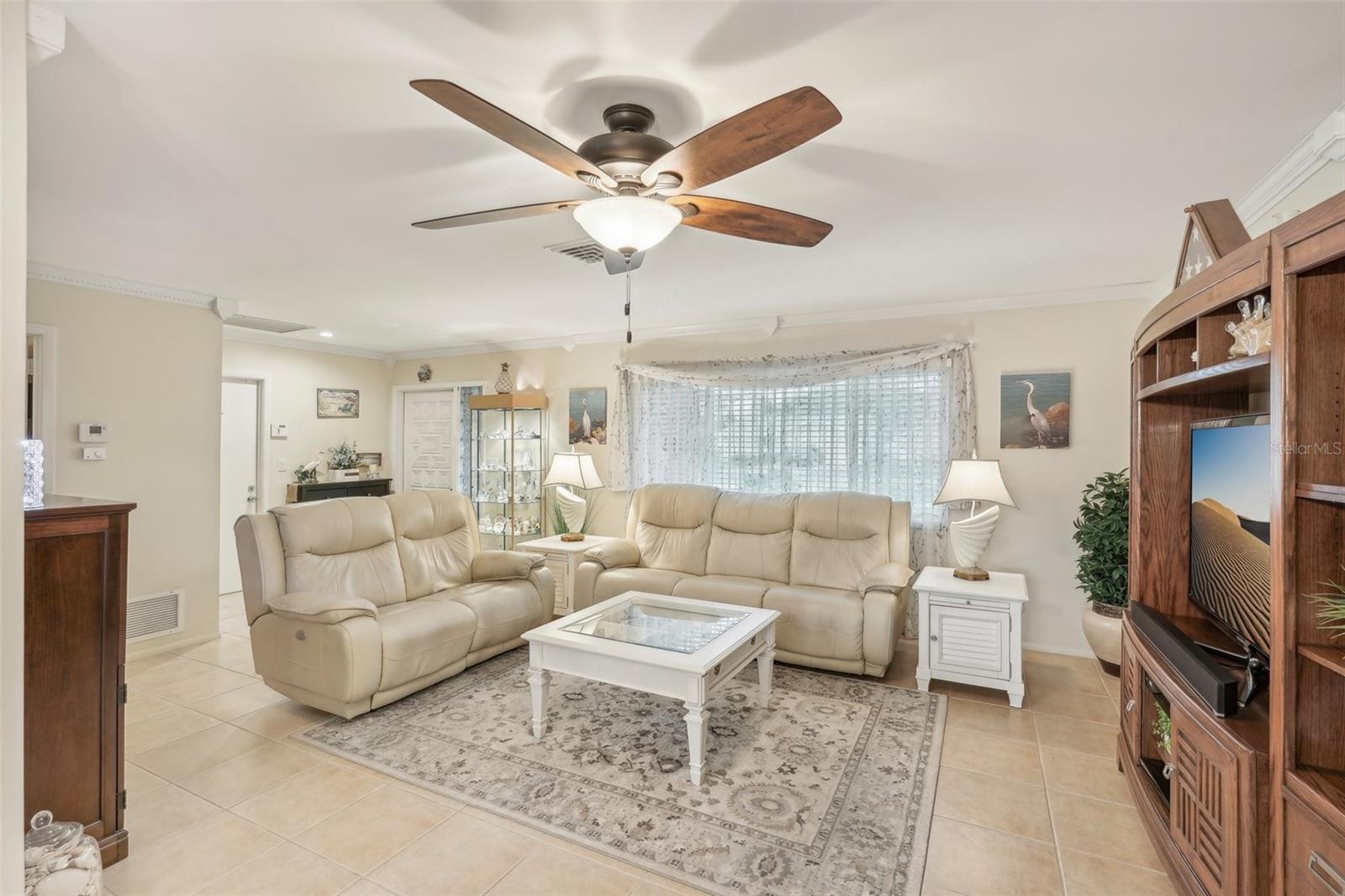 832 PINELAND AVE, VENICE, FL, 34285