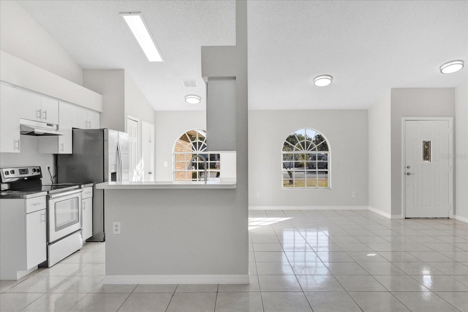 2102 KINGSWOOD AVE, DELTONA, FL, 32725
