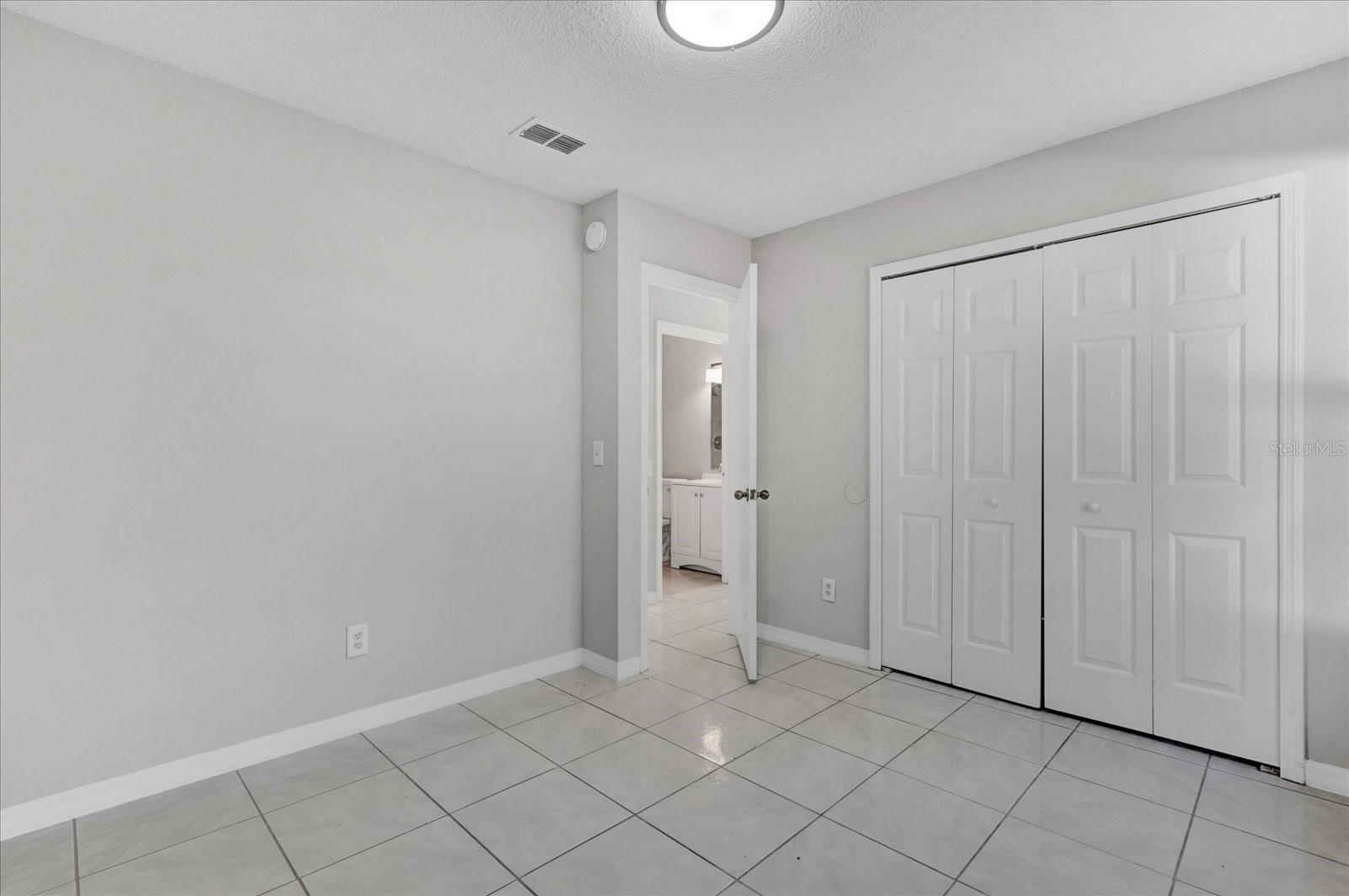 2102 KINGSWOOD AVE, DELTONA, FL, 32725