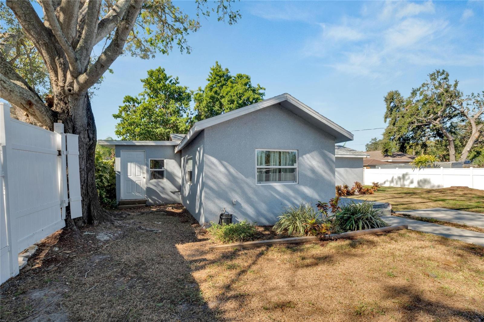 4978 71ST ST N, ST PETERSBURG, FL, 33709