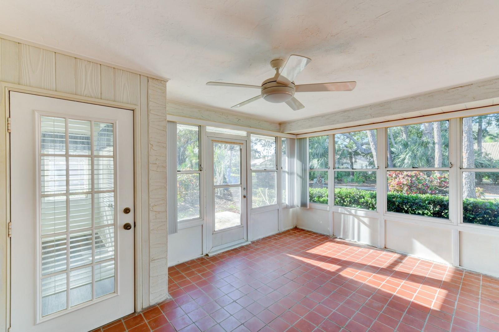 5604 GARDEN LAKES DR, BRADENTON, FL, 34203
