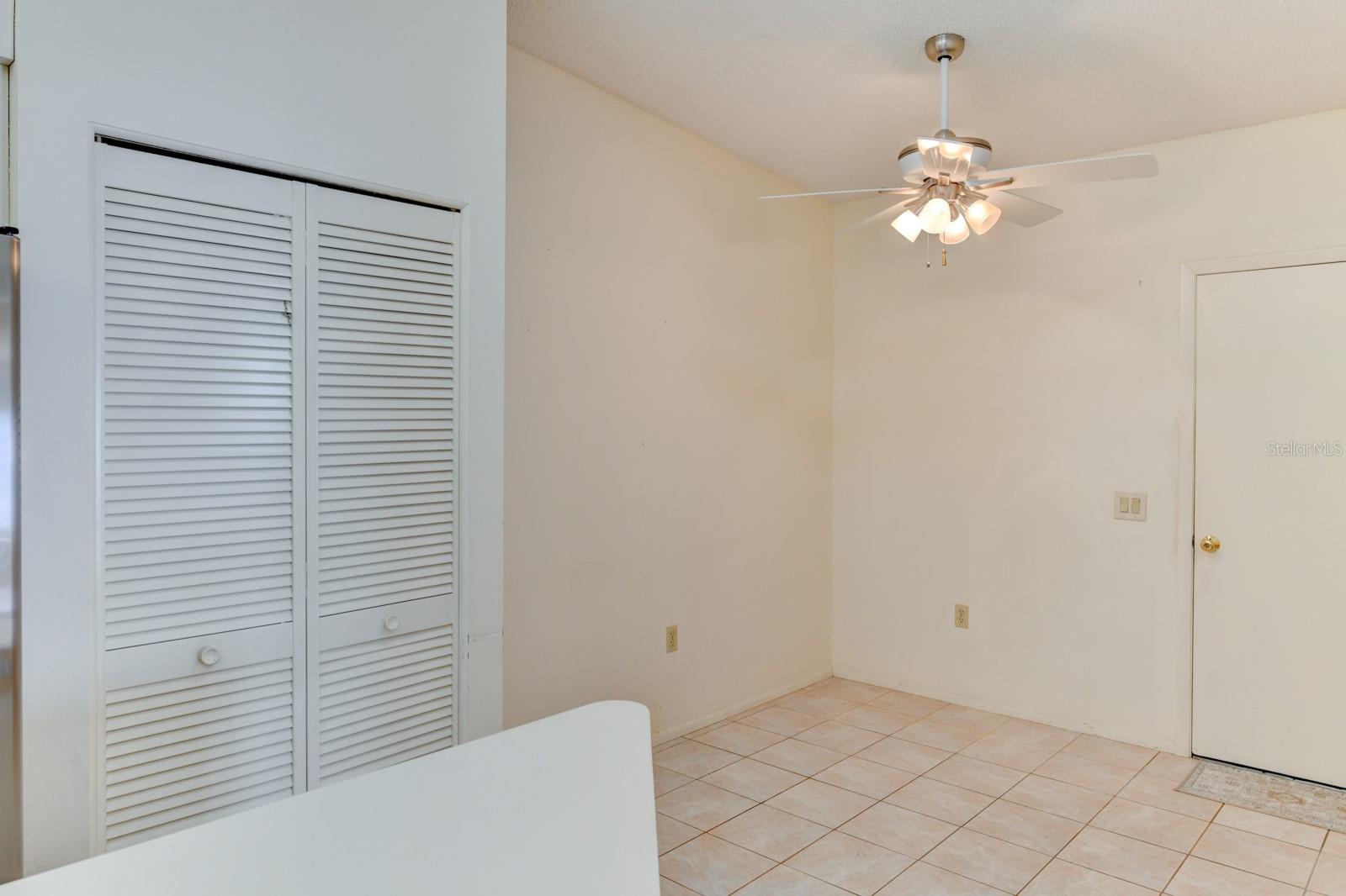 5604 GARDEN LAKES DR, BRADENTON, FL, 34203