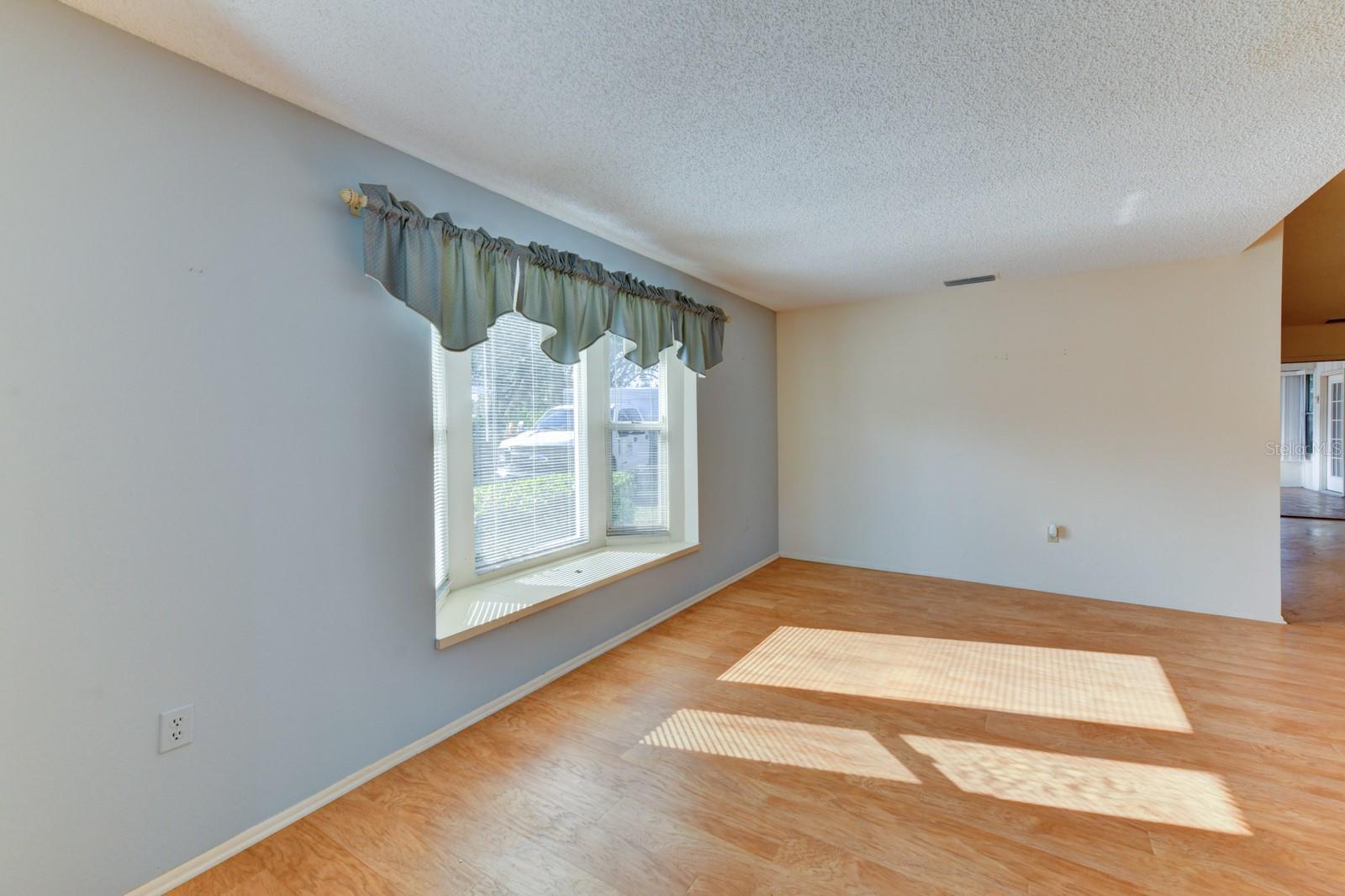 5604 GARDEN LAKES DR, BRADENTON, FL, 34203