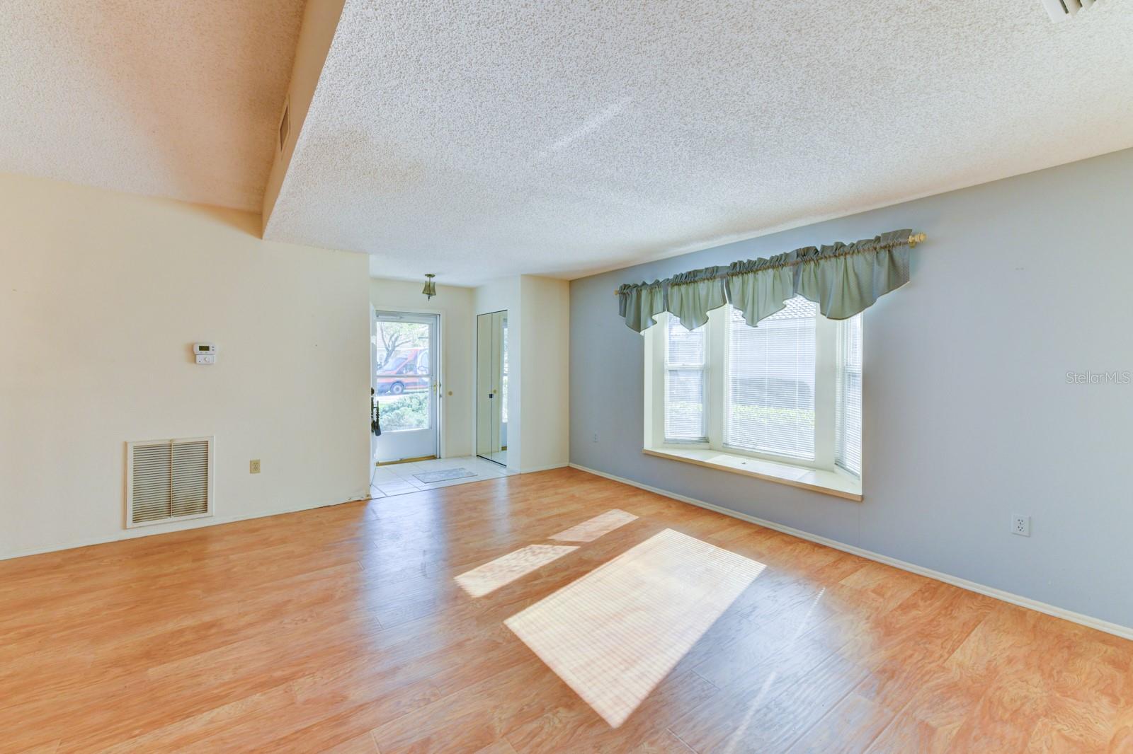 5604 GARDEN LAKES DR, BRADENTON, FL, 34203