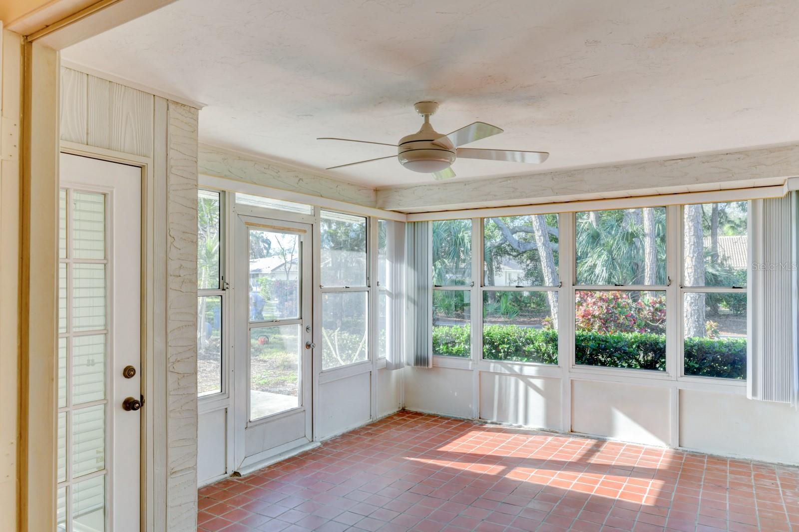 5604 GARDEN LAKES DR, BRADENTON, FL, 34203