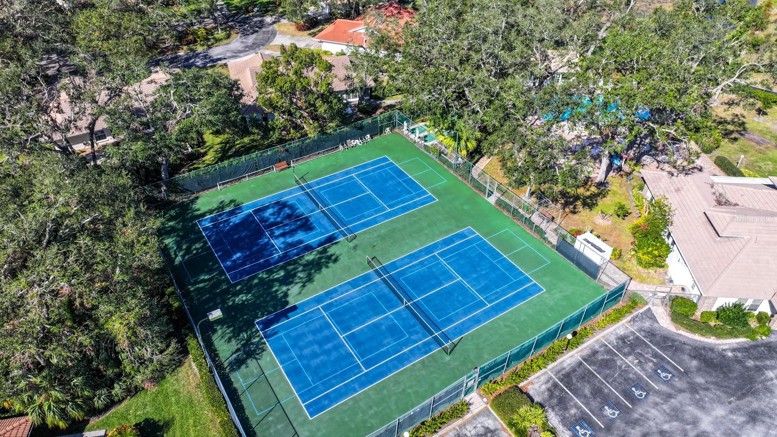5604 GARDEN LAKES DR, BRADENTON, FL, 34203