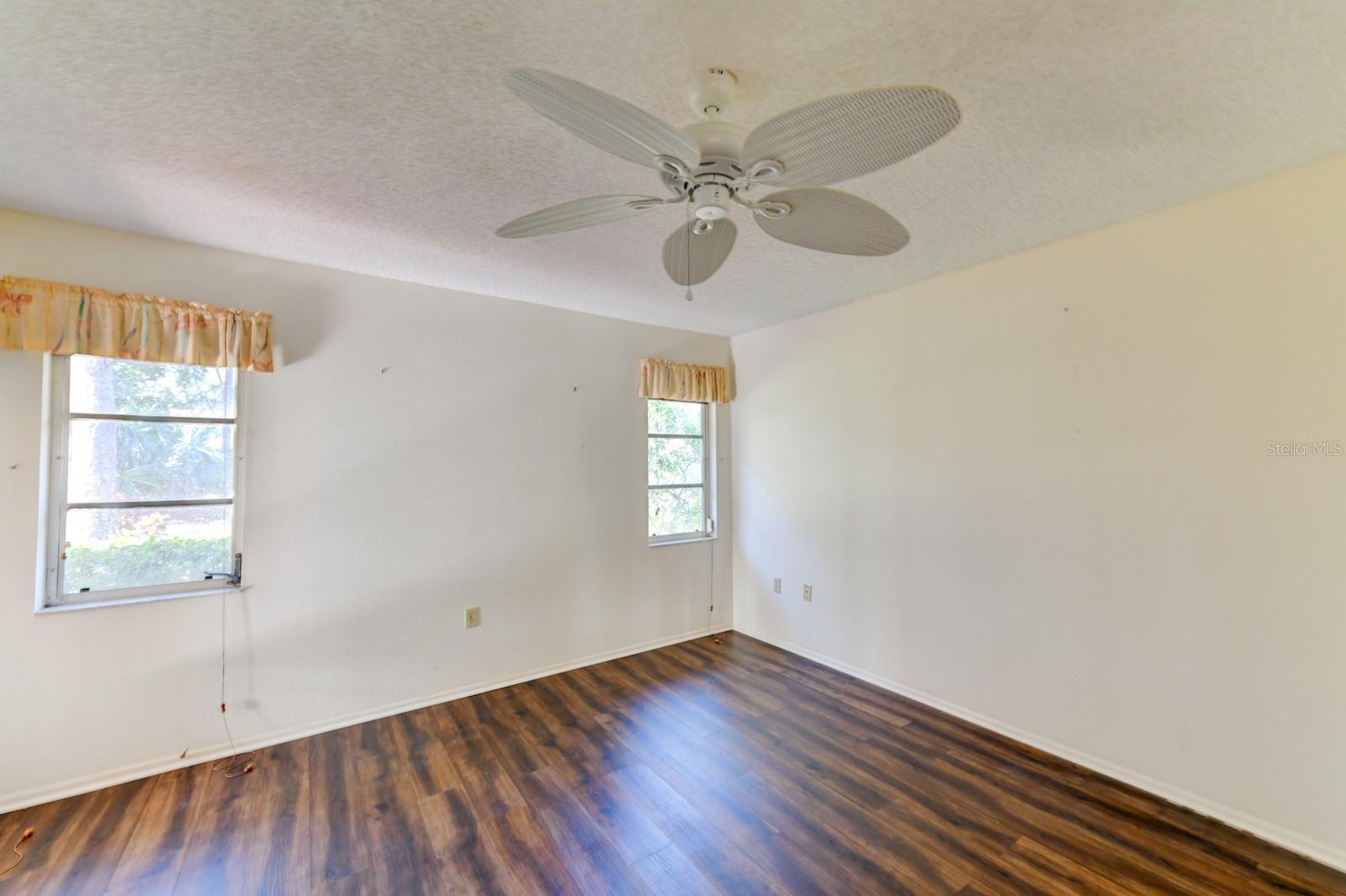 5604 GARDEN LAKES DR, BRADENTON, FL, 34203