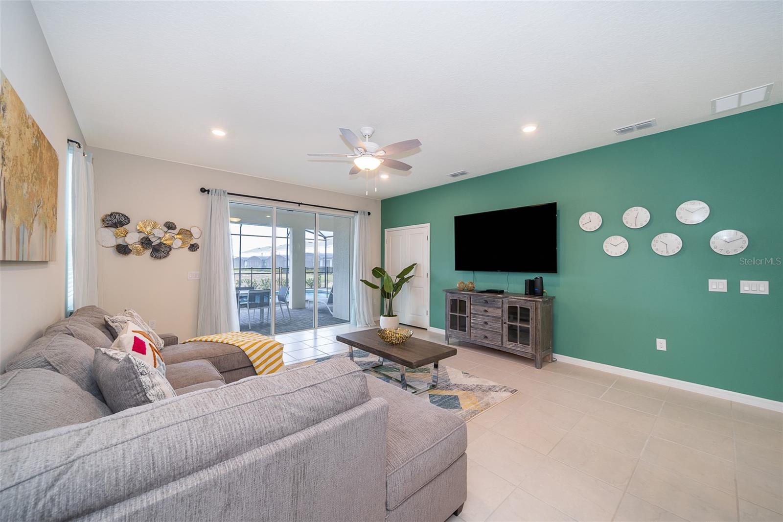 1230 ALOHA BLVD, DAVENPORT, FL, 33897