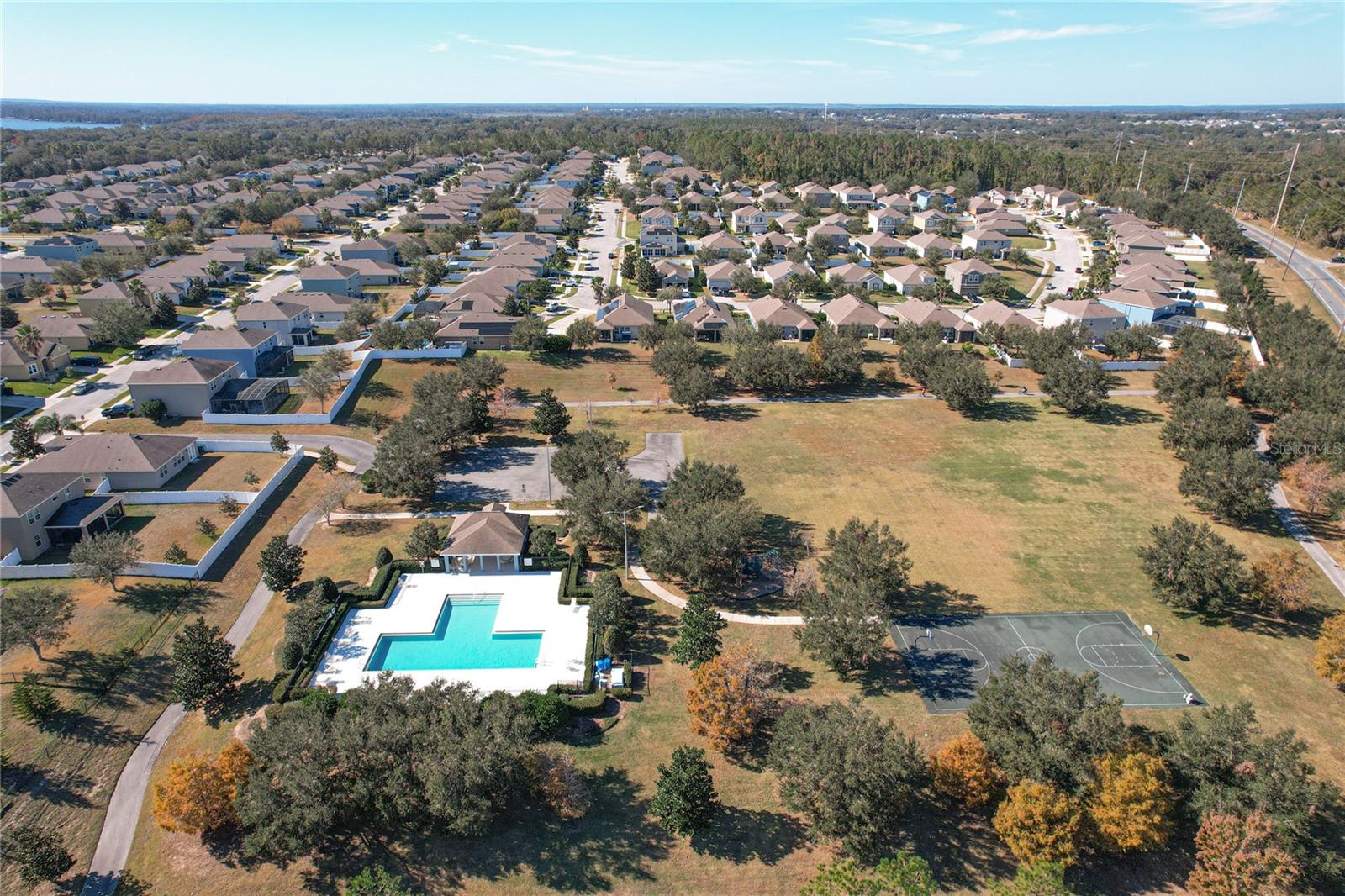2703 LIMERICK CIR, GRAND ISLAND, FL, 32735