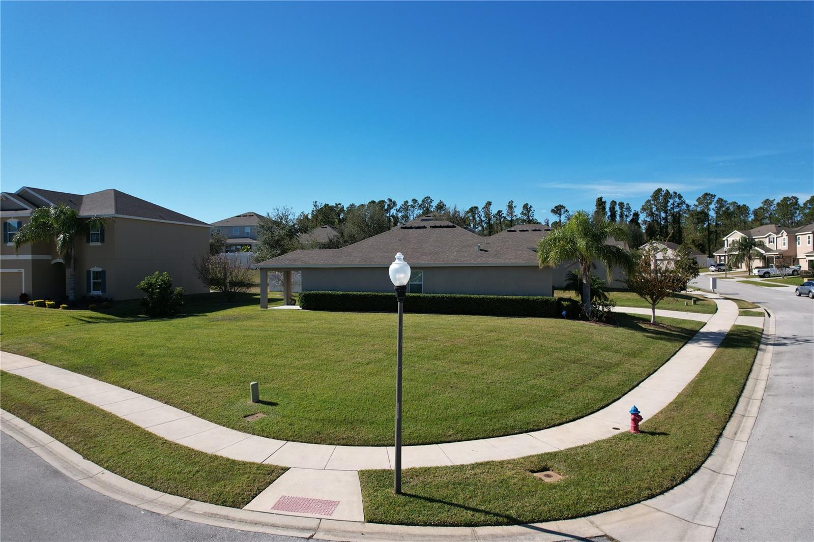 2703 LIMERICK CIR, GRAND ISLAND, FL, 32735