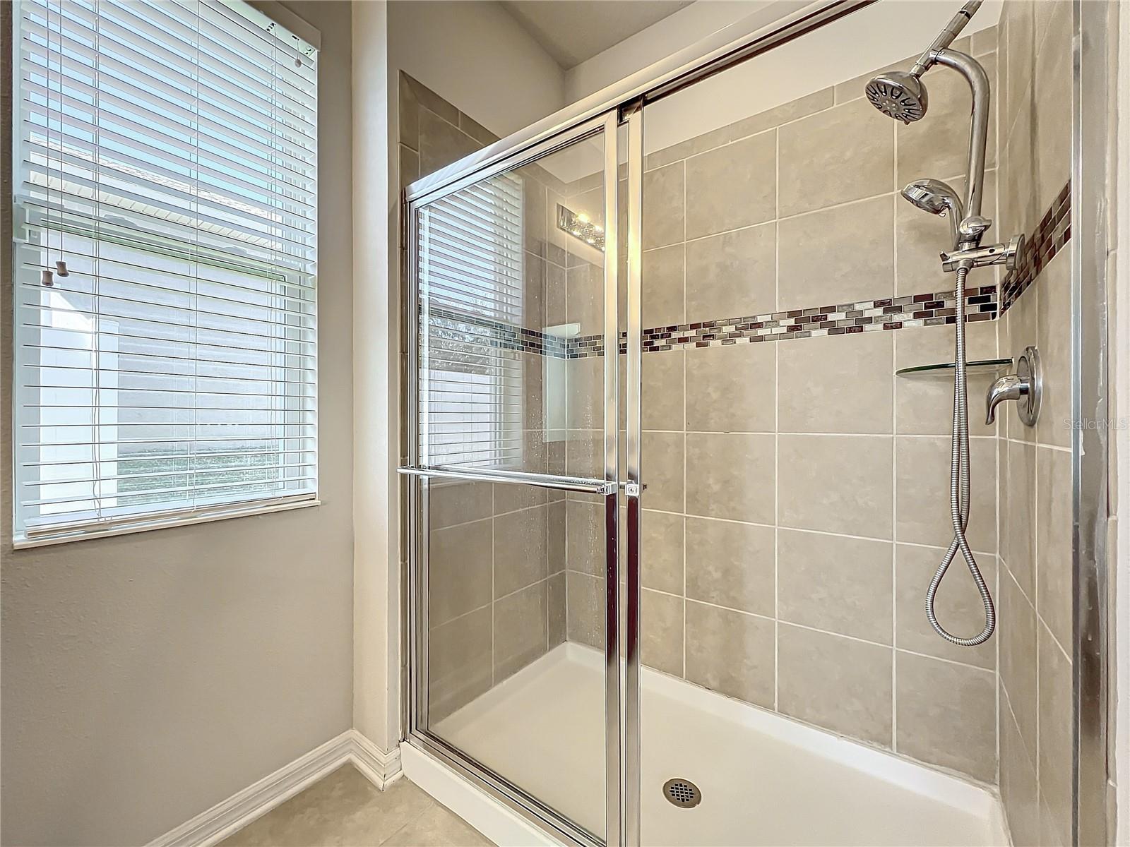 2703 LIMERICK CIR, GRAND ISLAND, FL, 32735