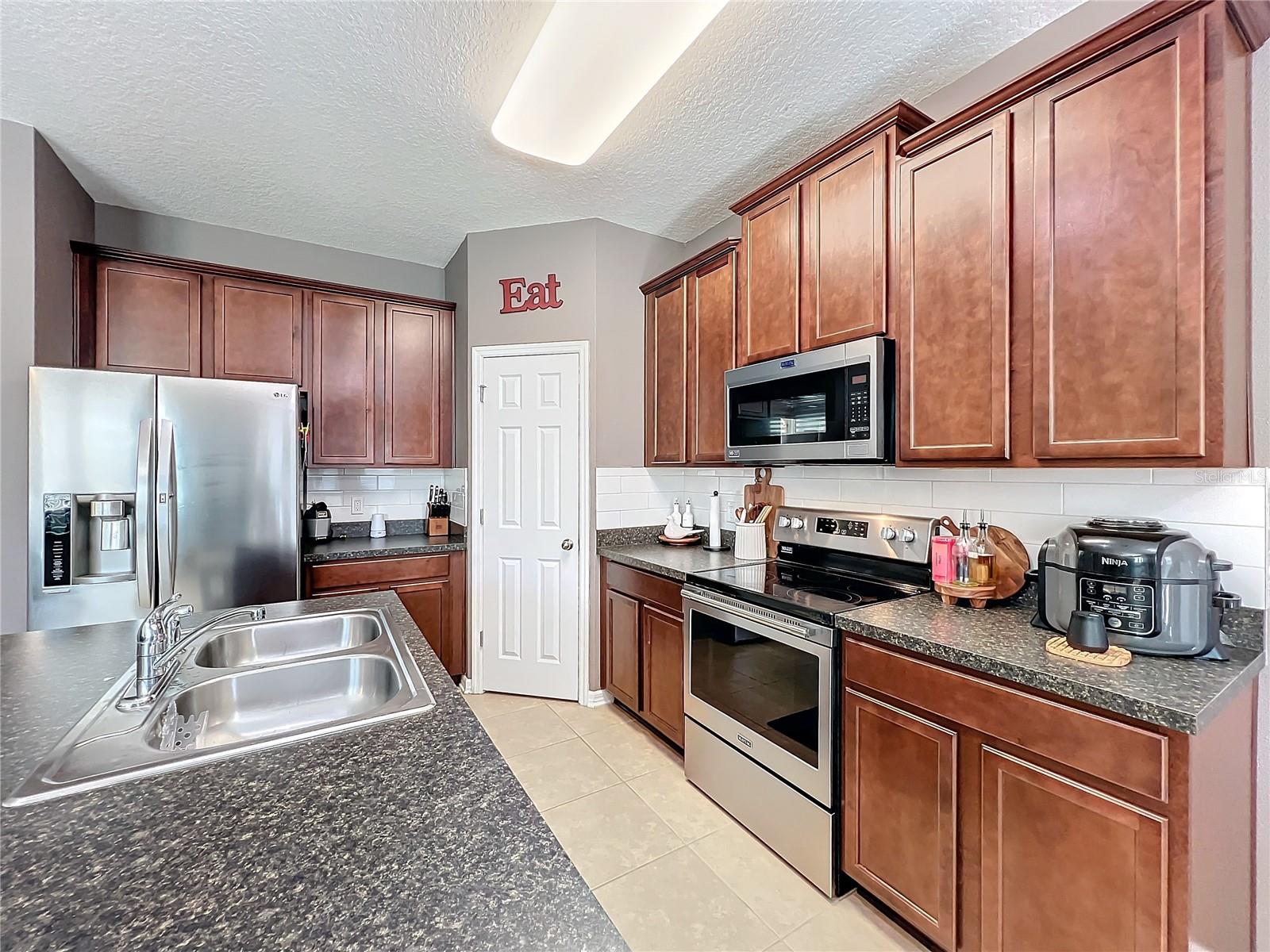 2703 LIMERICK CIR, GRAND ISLAND, FL, 32735
