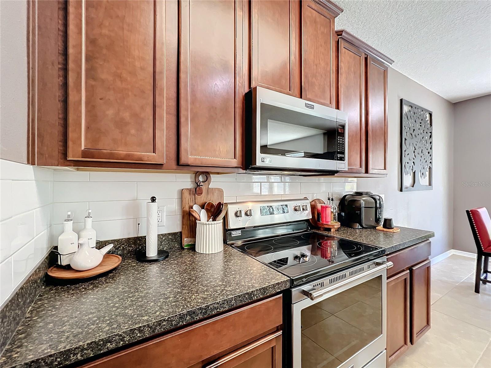 2703 LIMERICK CIR, GRAND ISLAND, FL, 32735