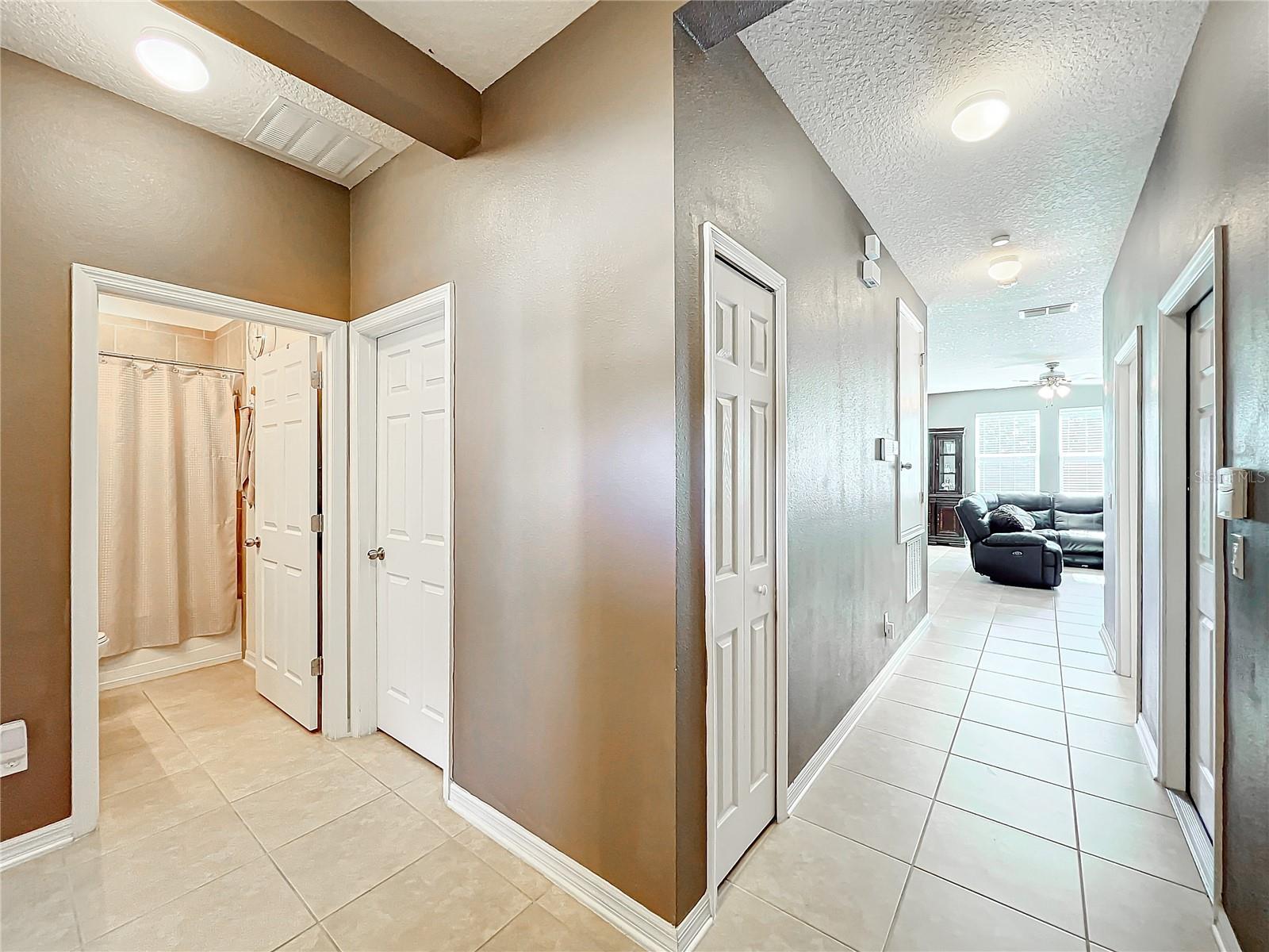 2703 LIMERICK CIR, GRAND ISLAND, FL, 32735