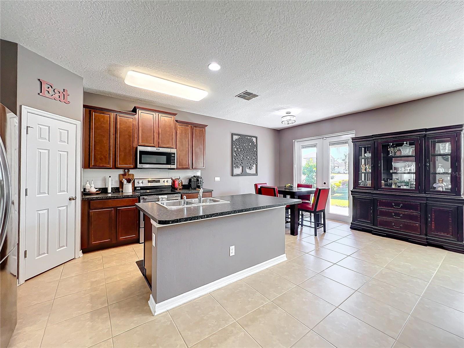 2703 LIMERICK CIR, GRAND ISLAND, FL, 32735