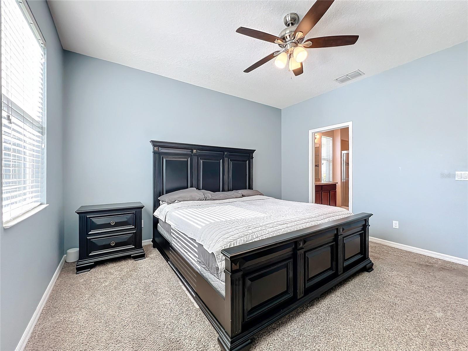 2703 LIMERICK CIR, GRAND ISLAND, FL, 32735