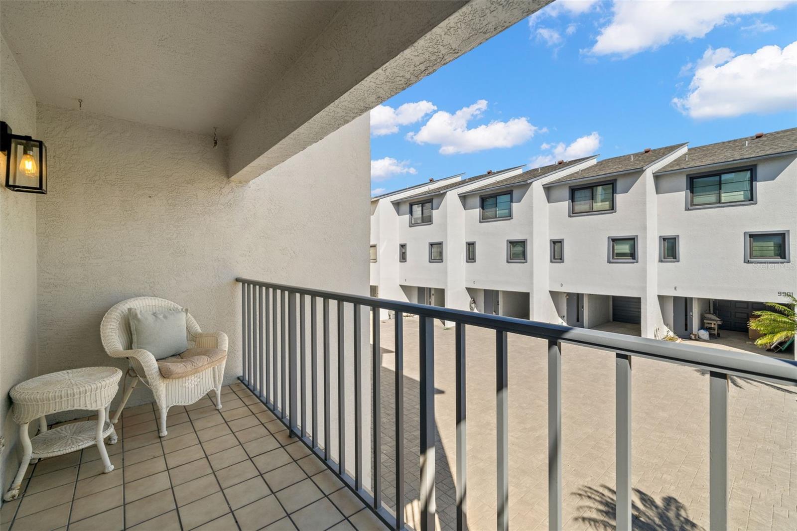 9901 1ST ST E #F, TREASURE ISLAND, FL, 33706