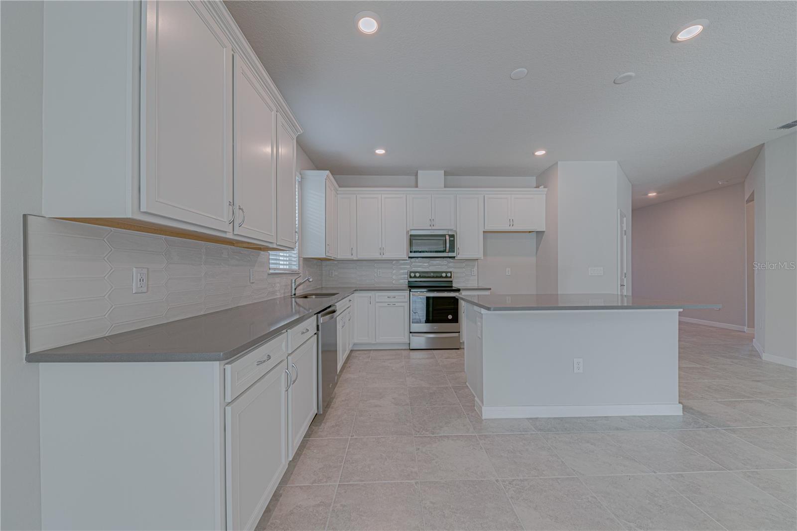 2120 LIVE OAK LAKE RD, SAINT CLOUD, FL, 34771
