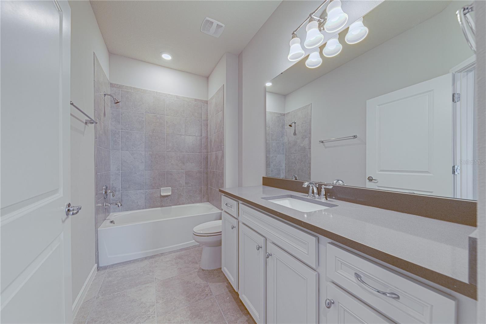 2120 LIVE OAK LAKE RD, SAINT CLOUD, FL, 34771