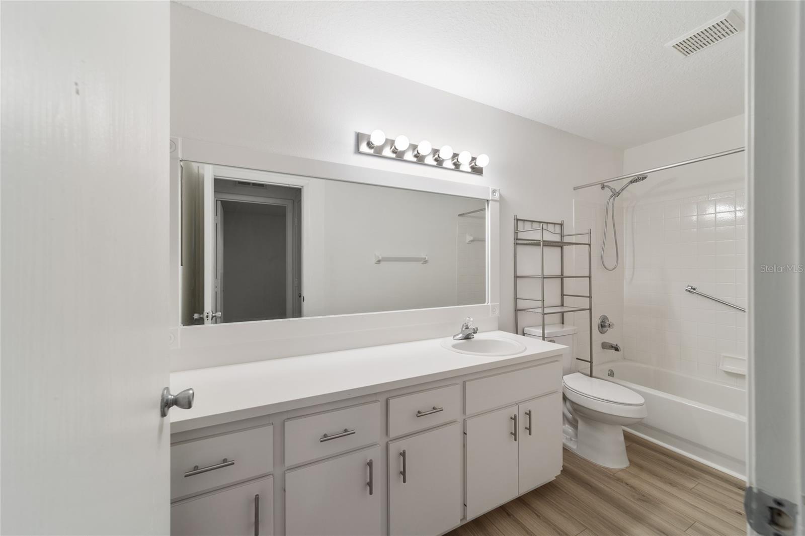 9756 SW 94TH TER #B, OCALA, FL, 34481