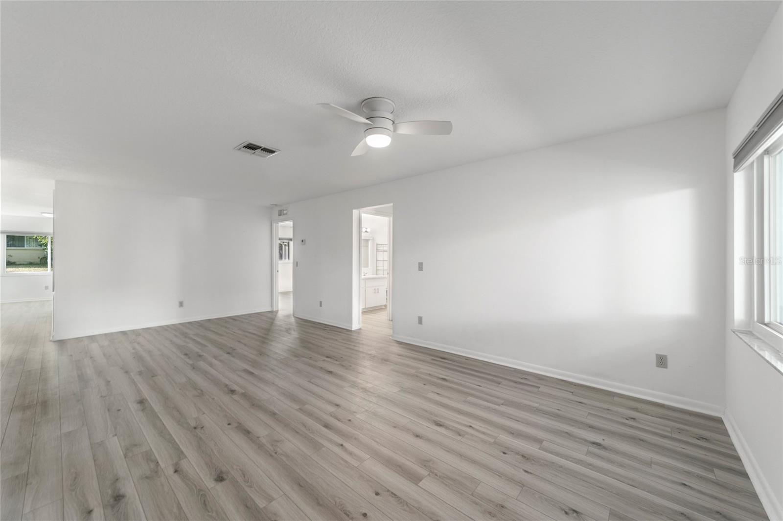 9756 SW 94TH TER #B, OCALA, FL, 34481