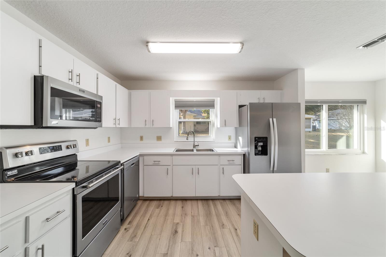 9756 SW 94TH TER #B, OCALA, FL, 34481