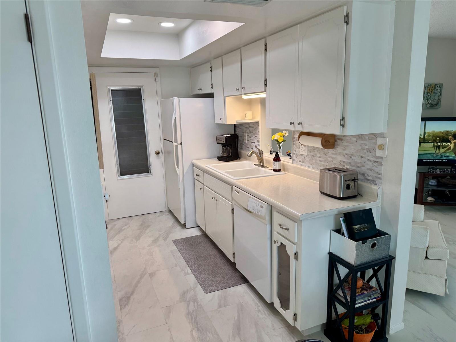 2740 HIGHLANDS BLVD #D, PALM HARBOR, FL, 34684