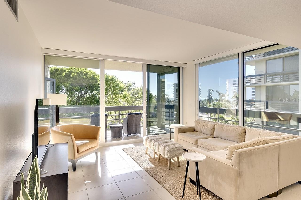 1085 GULF OF MEXICO DR #301, LONGBOAT KEY, FL, 34228