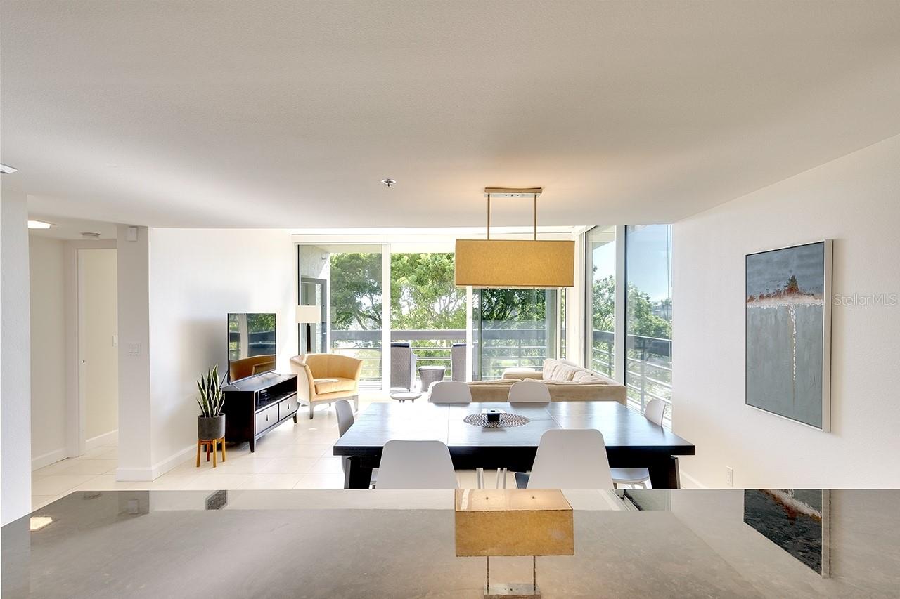 1085 GULF OF MEXICO DR #301, LONGBOAT KEY, FL, 34228