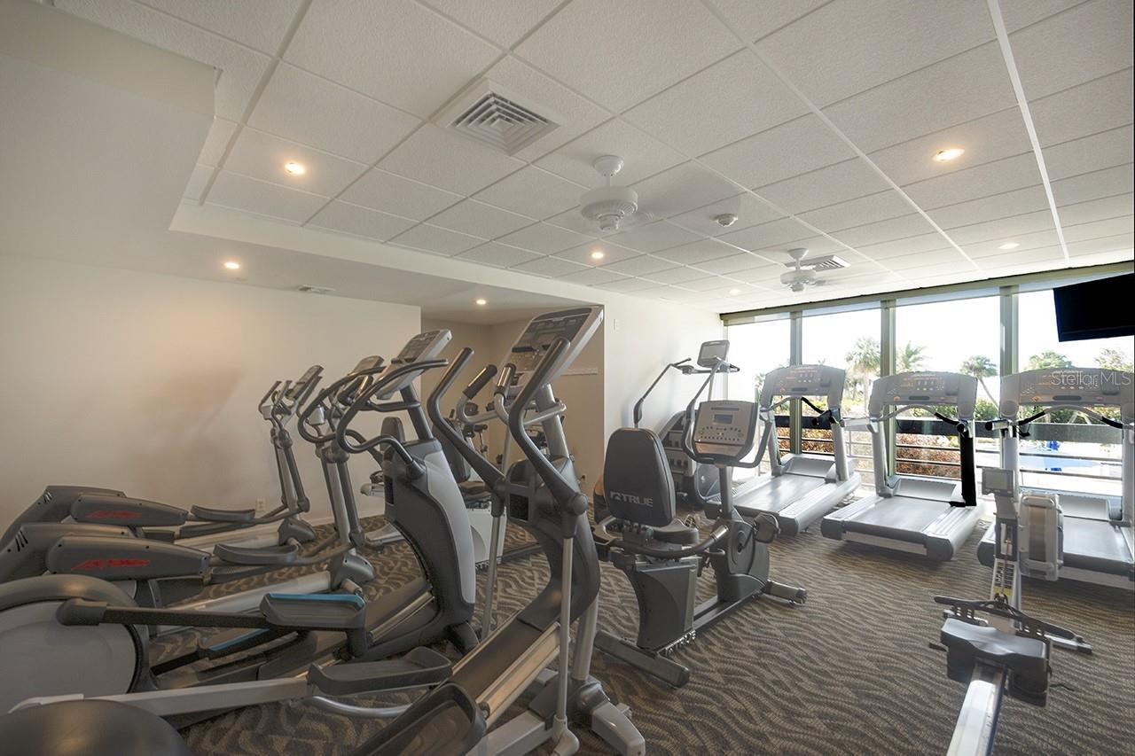 1085 GULF OF MEXICO DR #301, LONGBOAT KEY, FL, 34228