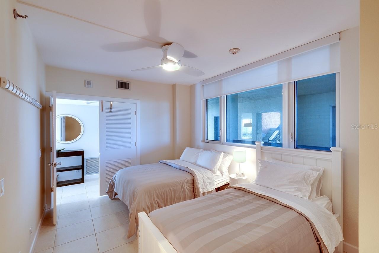 1085 GULF OF MEXICO DR #301, LONGBOAT KEY, FL, 34228