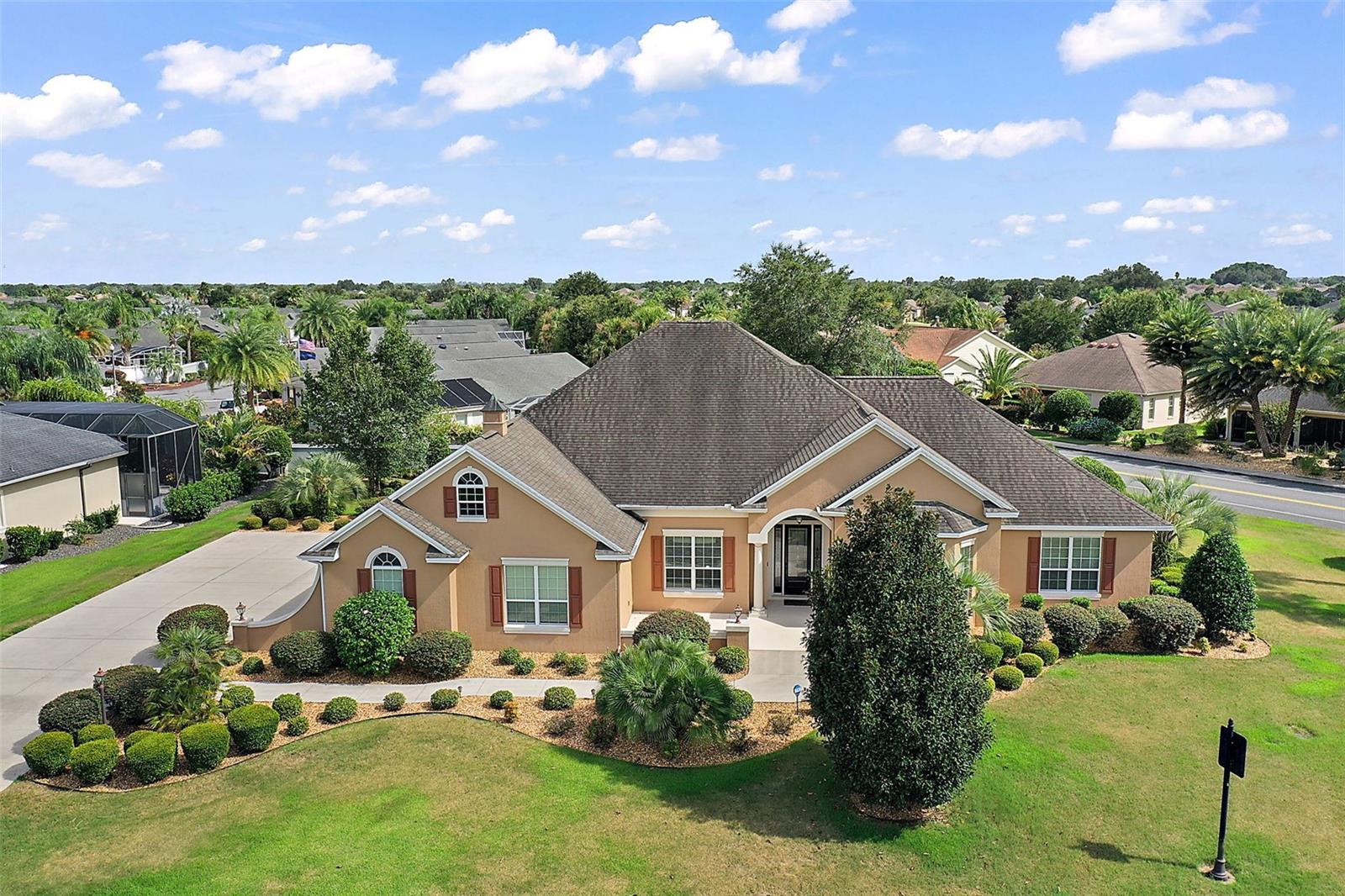 2126 LAKE RIDGE DR, THE VILLAGES, FL, 32162