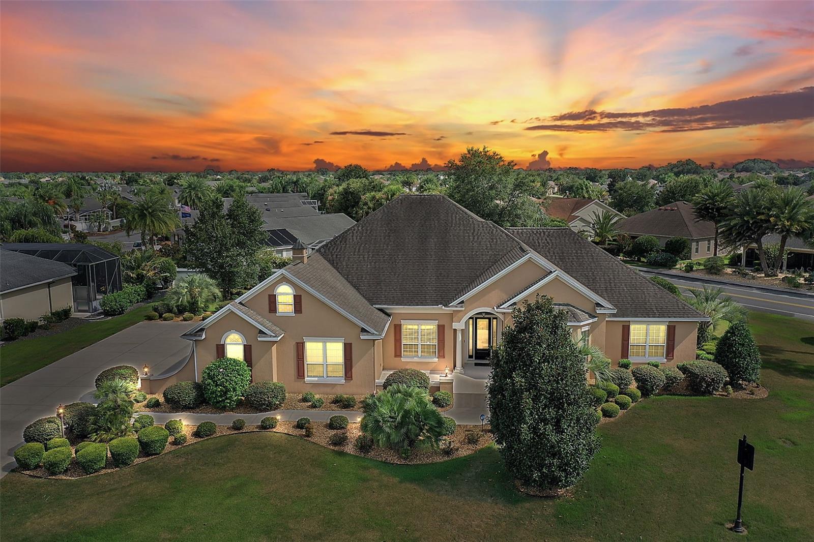 2126 LAKE RIDGE DR, THE VILLAGES, FL, 32162