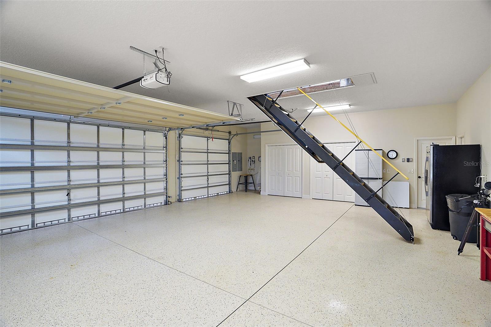 2126 LAKE RIDGE DR, THE VILLAGES, FL, 32162