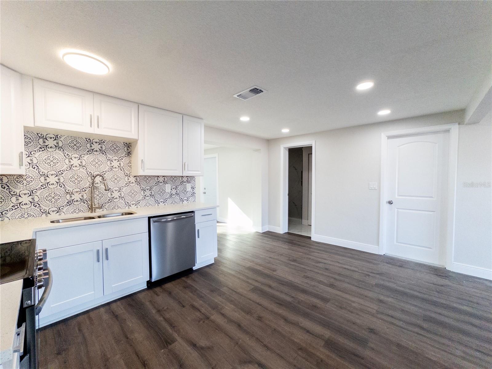 4712 FOOTHILL DR, HOLIDAY, FL, 34690